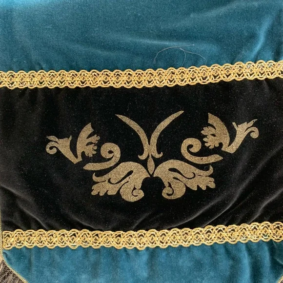 Beautiful Velveteen Runner